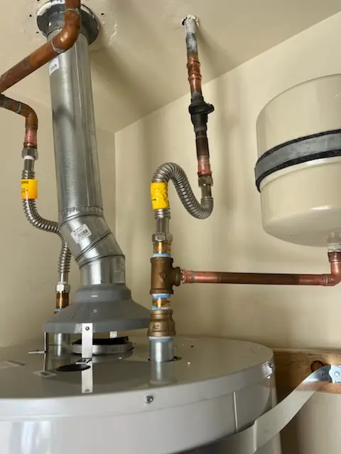 Water heater installation and plumbing repair in Shady Lane